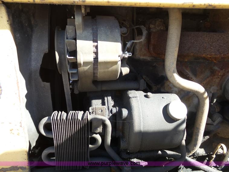 image for item J4148 Ford Tiger Special 6610 tractor