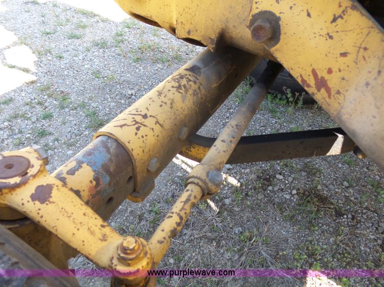 image for item J4148 Ford Tiger Special 6610 tractor