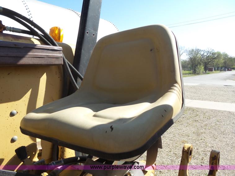 image for item J4148 Ford Tiger Special 6610 tractor