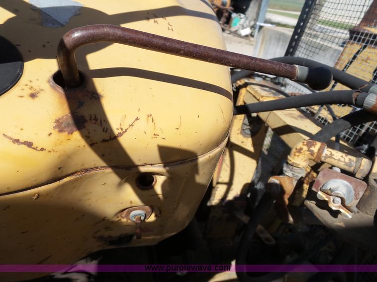 image for item J4148 Ford Tiger Special 6610 tractor