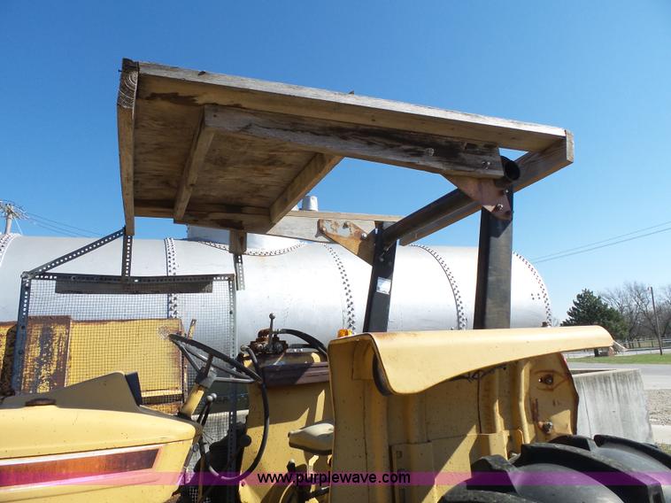 image for item J4148 Ford Tiger Special 6610 tractor