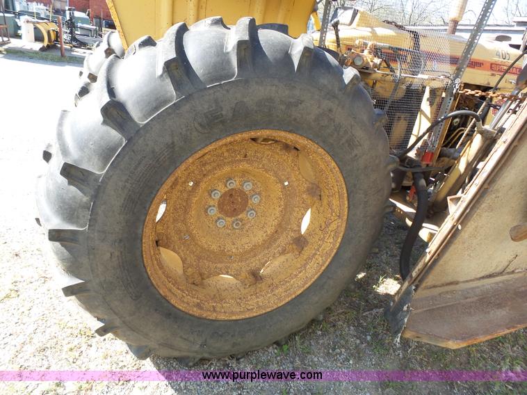 image for item J4148 Ford Tiger Special 6610 tractor