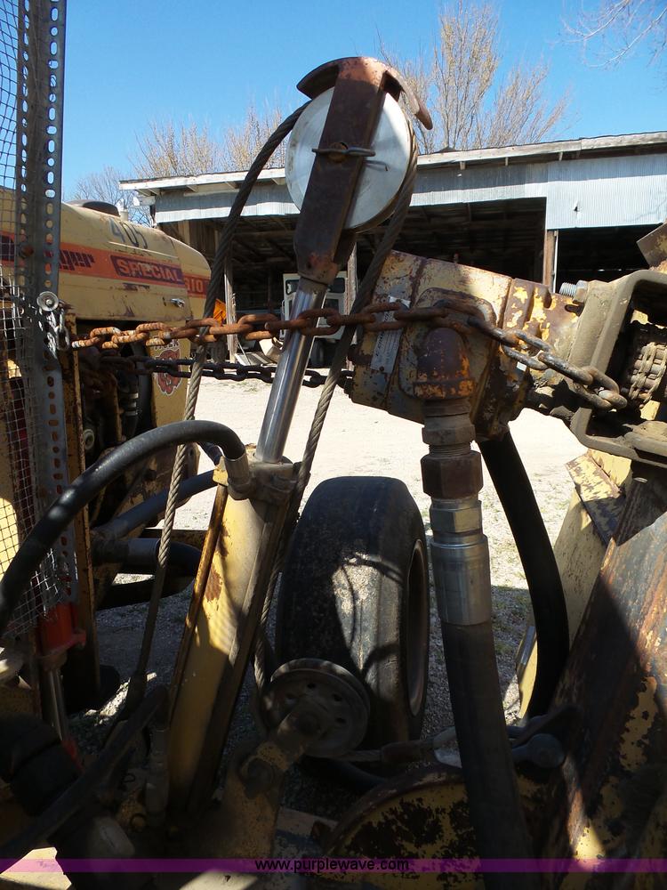 image for item J4148 Ford Tiger Special 6610 tractor