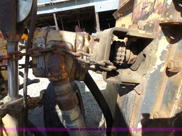 image for item J4148 Ford Tiger Special 6610 tractor