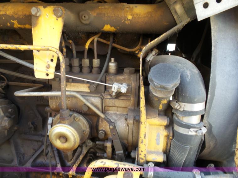 image for item J4148 Ford Tiger Special 6610 tractor