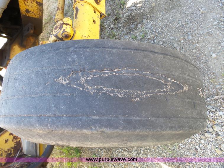 image for item J4148 Ford Tiger Special 6610 tractor