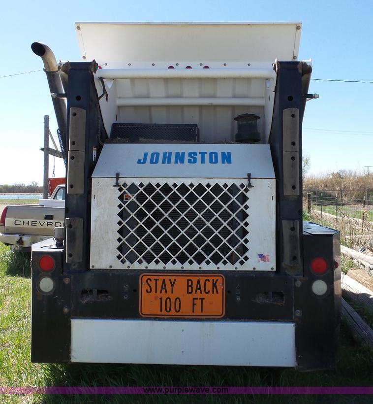 image for item J4164 1996 Johnston street sweeper