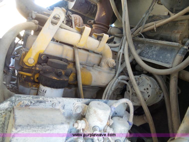 image for item J4164 1996 Johnston street sweeper