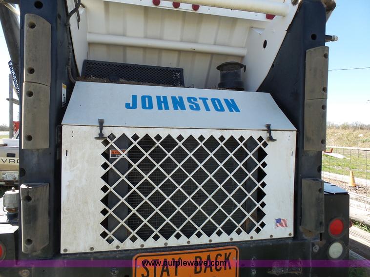 image for item J4164 1996 Johnston street sweeper