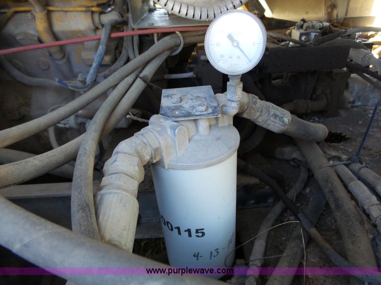 image for item J4164 1996 Johnston street sweeper