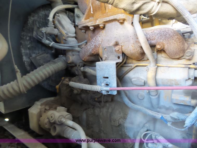 image for item J4164 1996 Johnston street sweeper