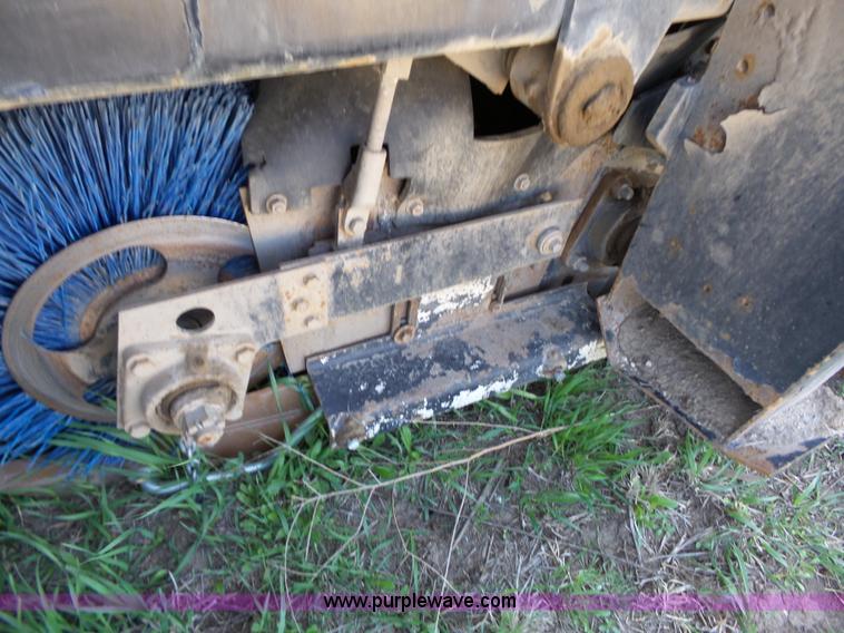 image for item J4164 1996 Johnston street sweeper