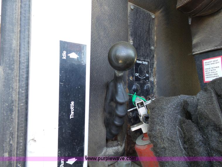 image for item J4164 1996 Johnston street sweeper