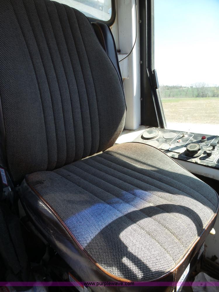 image for item J4164 1996 Johnston street sweeper