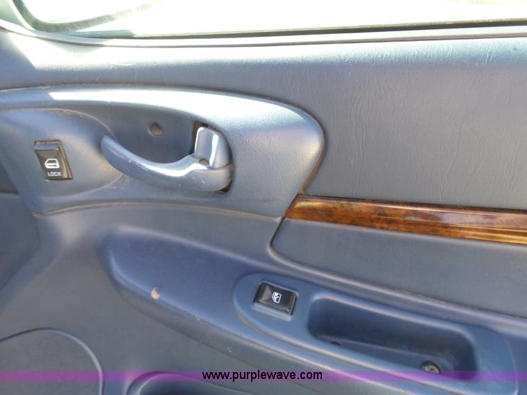 image for item J4168 2005 Chevrolet Impala