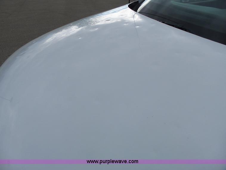 image for item J4172 2008 Chevrolet Uplander LS van