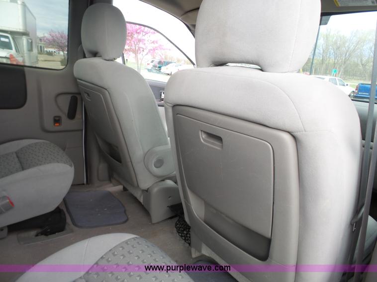 image for item J4172 2008 Chevrolet Uplander LS van