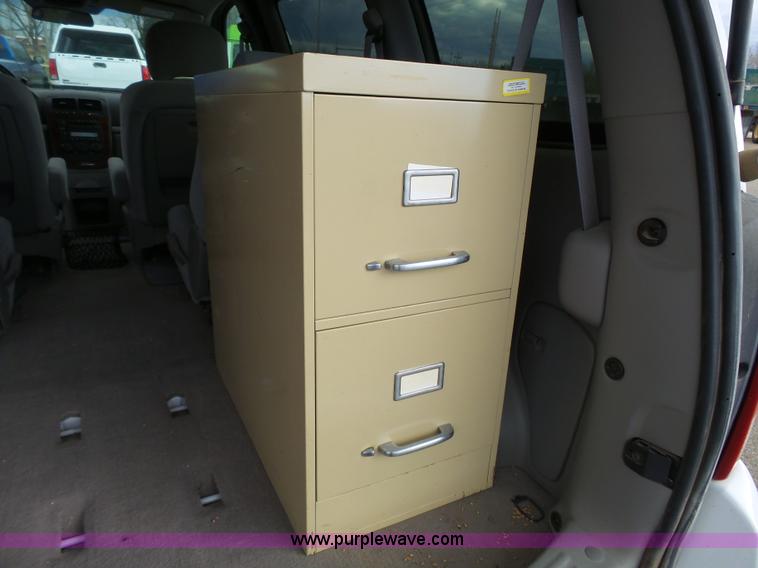 image for item J4172 2008 Chevrolet Uplander LS van