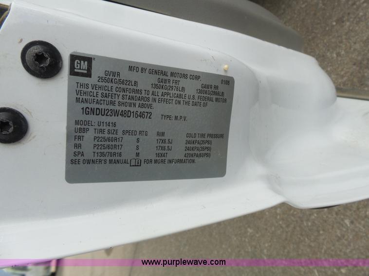 image for item J4172 2008 Chevrolet Uplander LS van