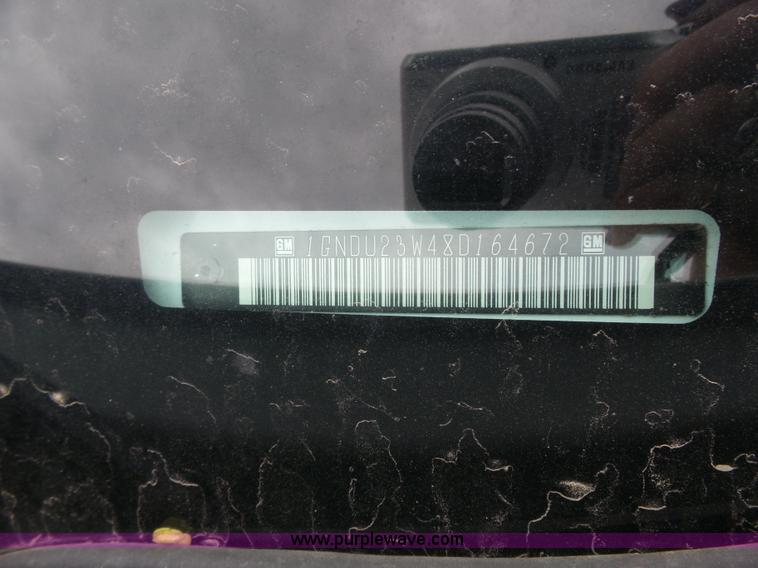 image for item J4172 2008 Chevrolet Uplander LS van