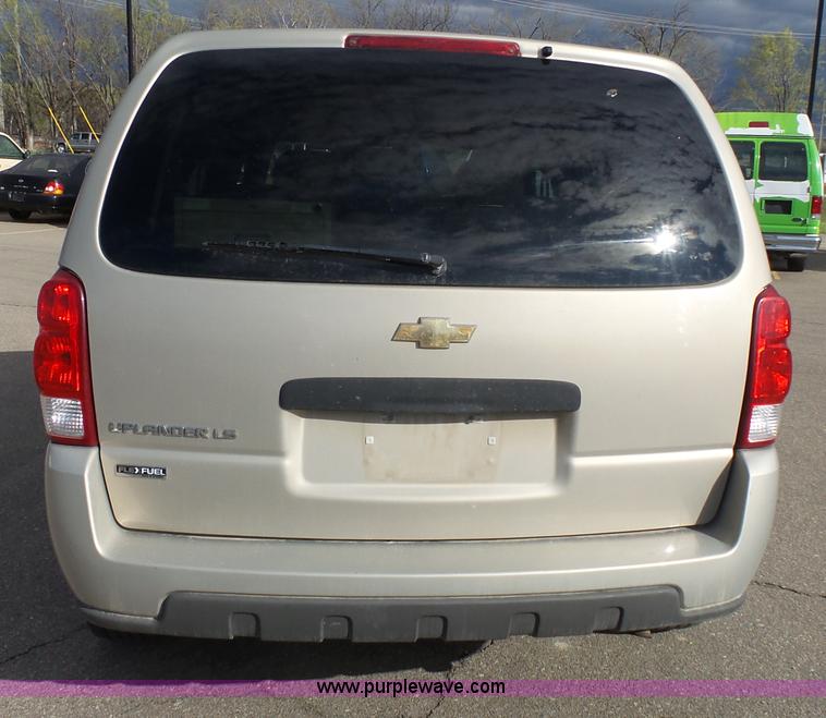 image for item J4173 2008 Chevrolet Uplander LS van