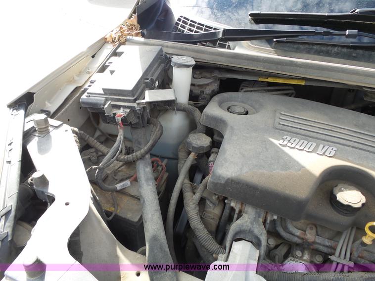 image for item J4173 2008 Chevrolet Uplander LS van