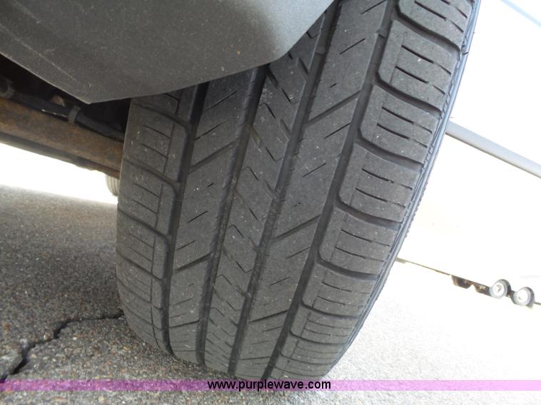 image for item J4173 2008 Chevrolet Uplander LS van