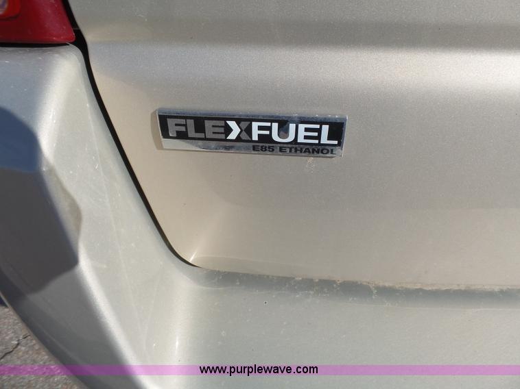 image for item J4173 2008 Chevrolet Uplander LS van