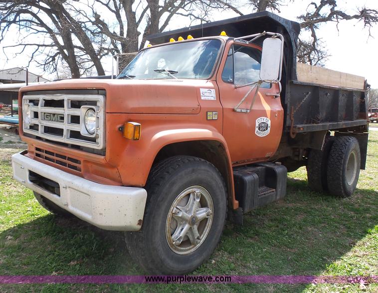 image for item J4176 1981 Chevrolet C60 dump truck