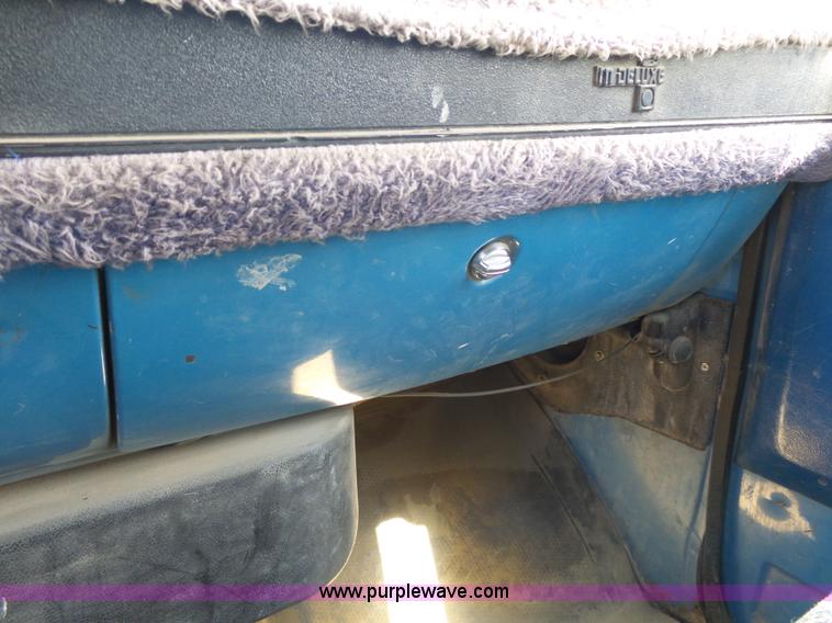 image for item J4176 1981 Chevrolet C60 dump truck