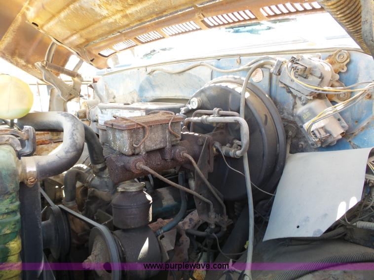 image for item J4176 1981 Chevrolet C60 dump truck