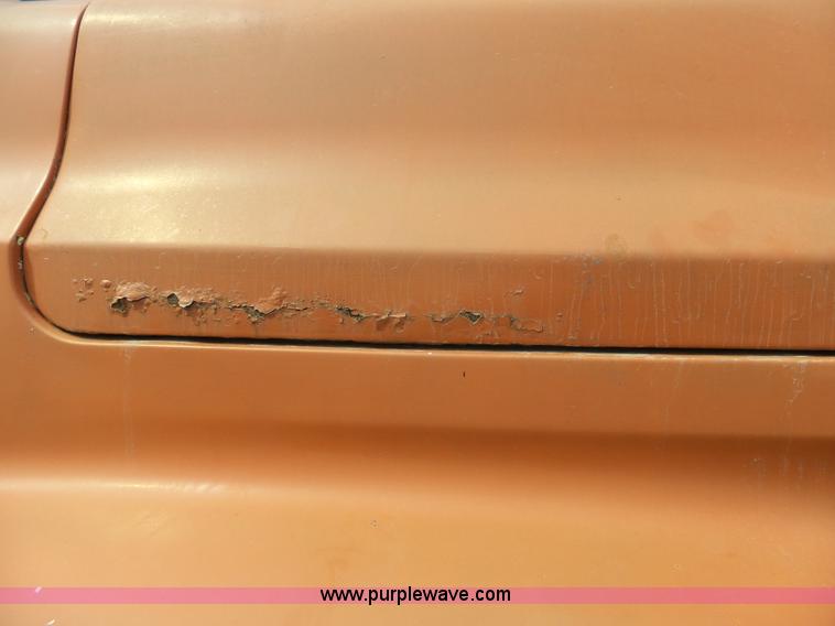 image for item J4176 1981 Chevrolet C60 dump truck