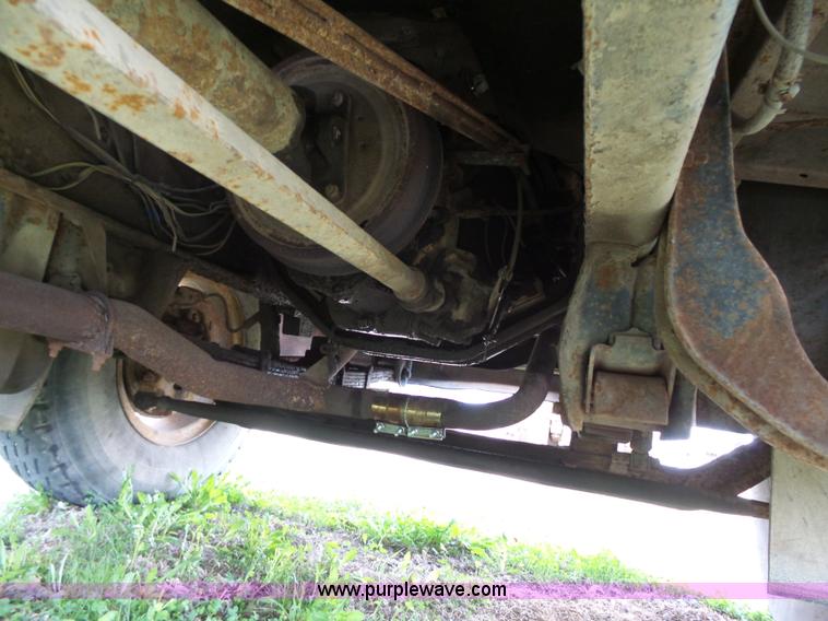 image for item J4176 1981 Chevrolet C60 dump truck