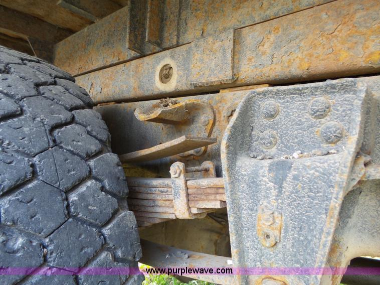 image for item J4176 1981 Chevrolet C60 dump truck