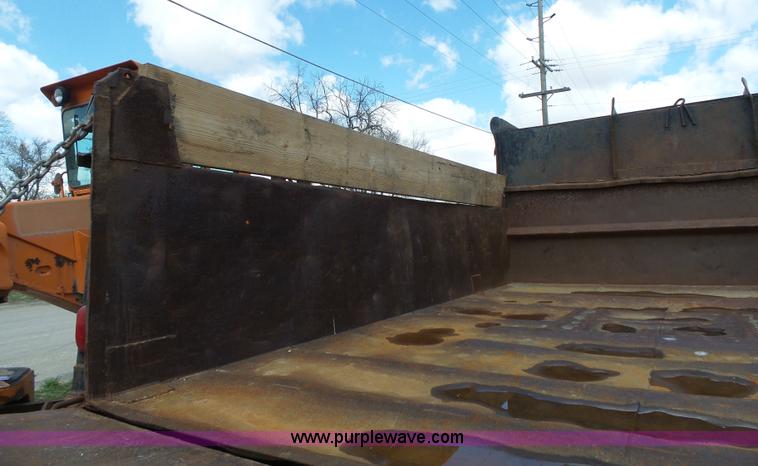 image for item J4176 1981 Chevrolet C60 dump truck