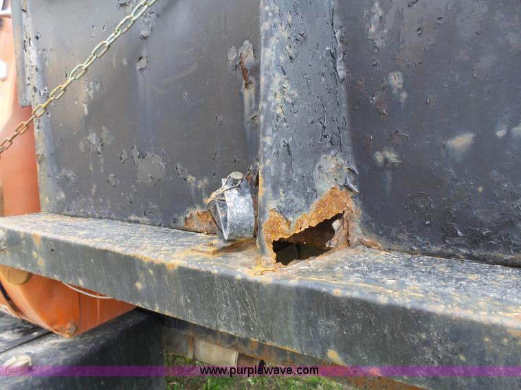 image for item J4176 1981 Chevrolet C60 dump truck