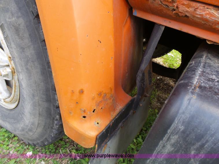 image for item J4176 1981 Chevrolet C60 dump truck