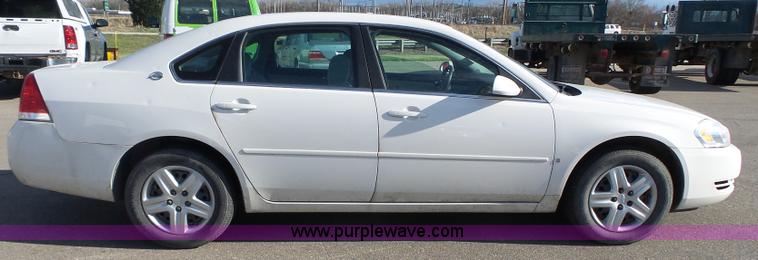 image for item J4186 2008 Chevrolet Impala LS