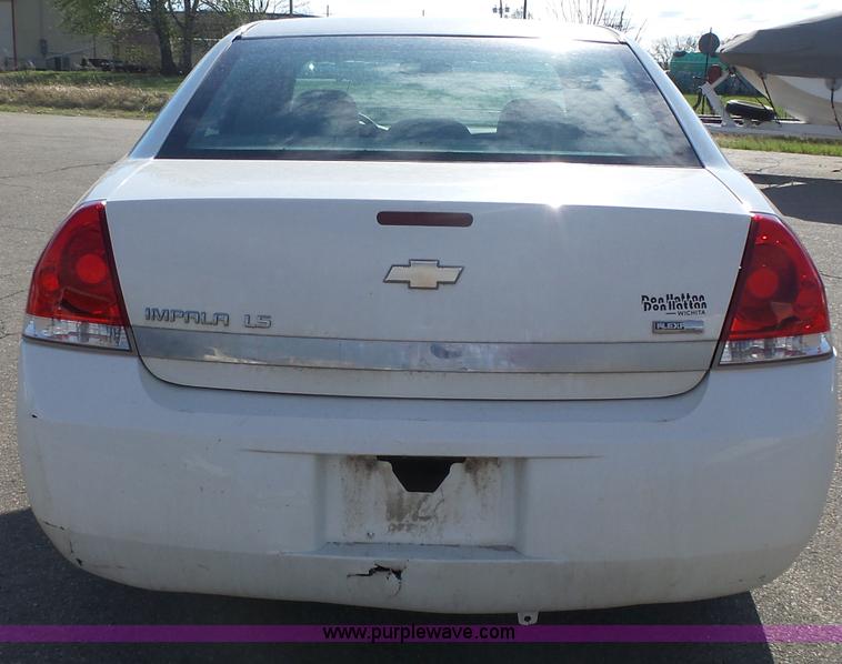 image for item J4186 2008 Chevrolet Impala LS