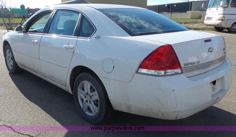 image for item J4186 2008 Chevrolet Impala LS