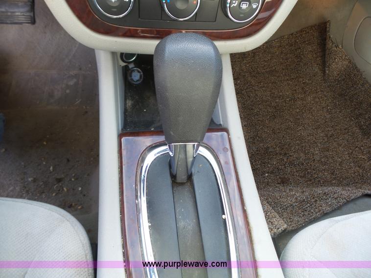 image for item J4186 2008 Chevrolet Impala LS