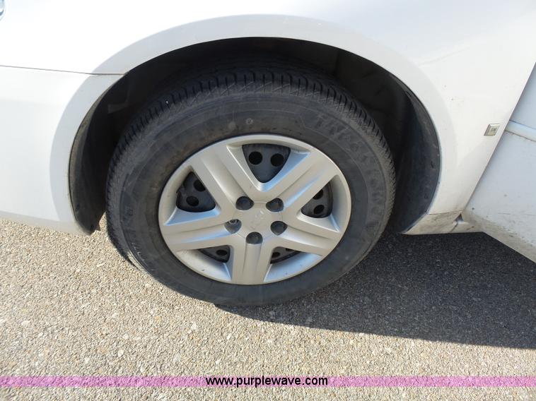 image for item J4186 2008 Chevrolet Impala LS