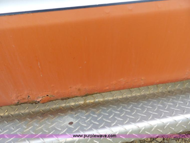 image for item J4213 1987 Ford Econoline E350 Super ambulance