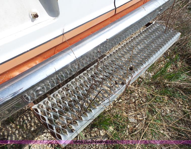 image for item J4213 1987 Ford Econoline E350 Super ambulance