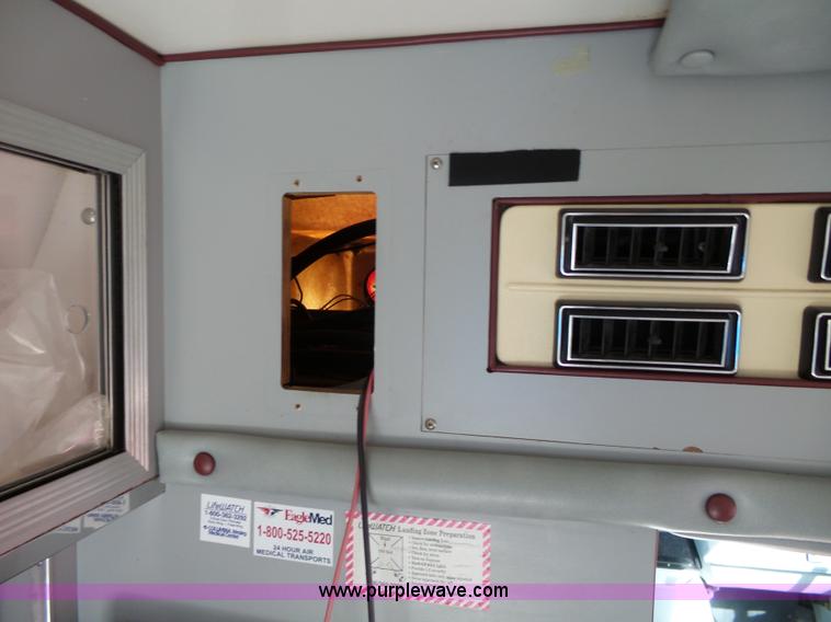 image for item J4213 1987 Ford Econoline E350 Super ambulance