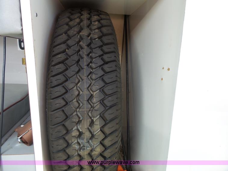 image for item J4213 1987 Ford Econoline E350 Super ambulance