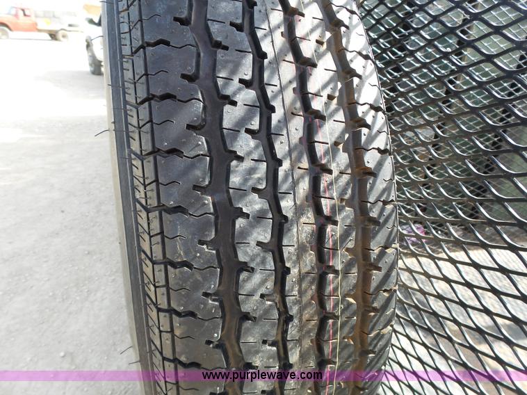 image for item J4214 2003 Pro Trainer PRTB-20 Pro Bin recycle trailer