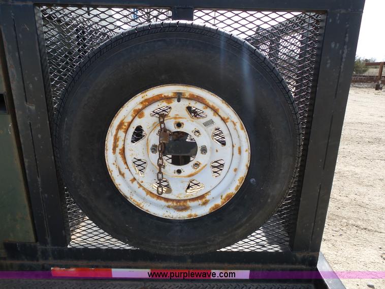 image for item J4214 2003 Pro Trainer PRTB-20 Pro Bin recycle trailer