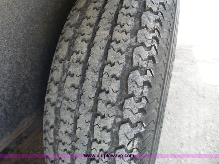 image for item J4214 2003 Pro Trainer PRTB-20 Pro Bin recycle trailer