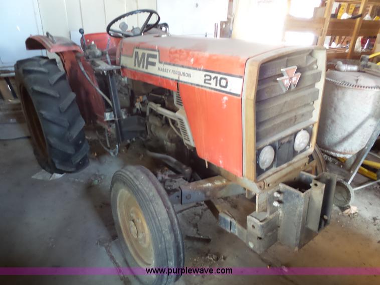 image for item J4986 Massey-Ferguson 210 Series 2746 tractor